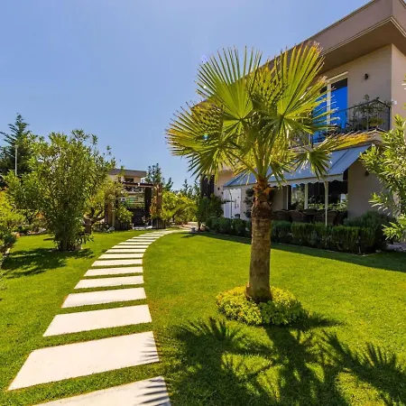 Coastal Bloom Garden & Bbq By Pikhost Villa Draç